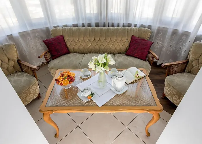 My Warsaw Residence - Czarny Kot